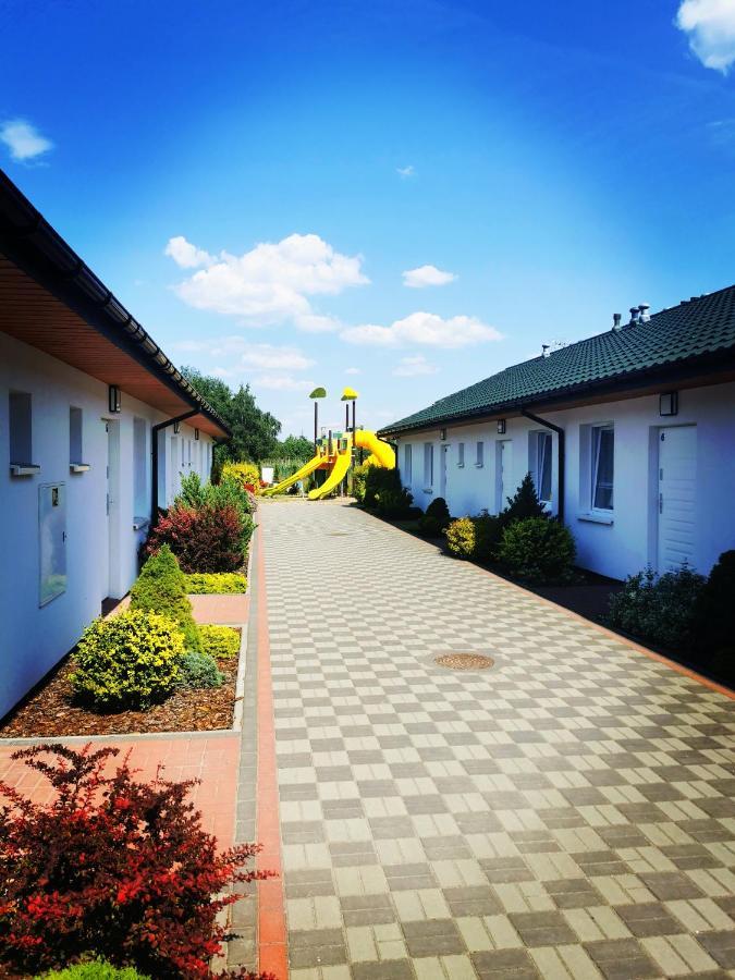 Domki i Pokoje Baltimor Grzybowo  Esterno foto